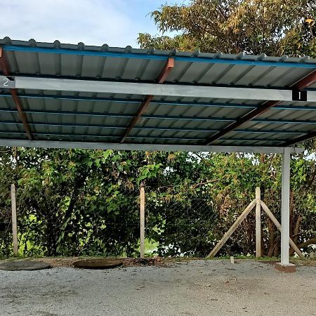 Ummi'S Homestay Kuala Besut Kampong Baru Экстерьер фото